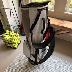 Ping Hoofer Carry Bag