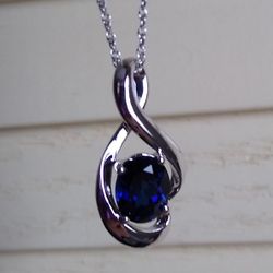 Simply Stunning NEW Blue Sapphire Sirena Infinity Necklace!!!