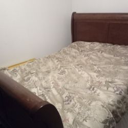 Comfortable &Cozy Queen Sley Bed With Mattress Set 