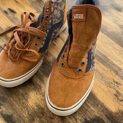Women’s Vans Size 8.5!