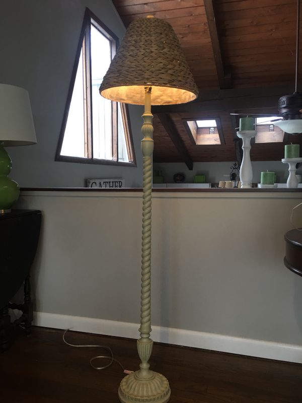 Ballard Designs Cream Shabby Chic Floor Lamp With Sea Grass Shade Ballard Designs Cream Shabby Chic Floor Lamp With Sea Grass Shade