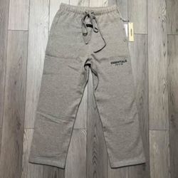 🔥 FEAR OF GOD ESSENTIALS SWEATPANTS – DARK OATMEAL – SIZE XXL (NEW)