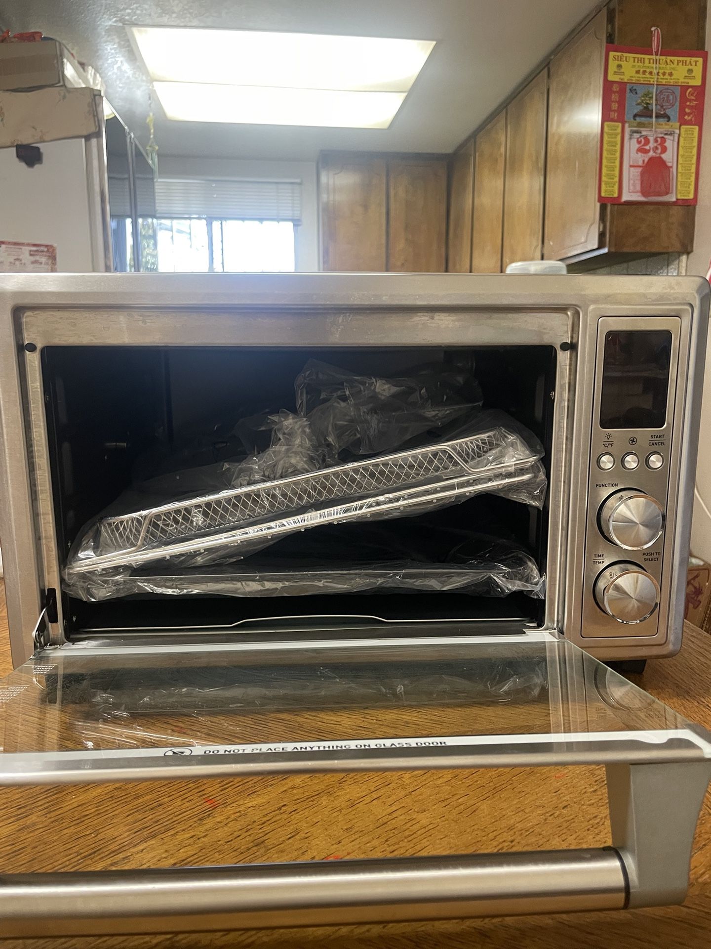 Cosori Toast , Bake , Roast, Air Fry