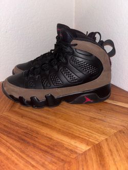 Jordan 9 “olive” size 7
