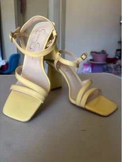 Pastel yellow chunky heels