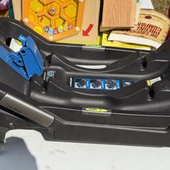 Nuna Pipa Car Seat Base