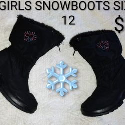 FIRM IN MERCED‼️GIRLS SNOWBOOTS SIZE 12