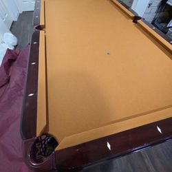 7 Ft Pool Table