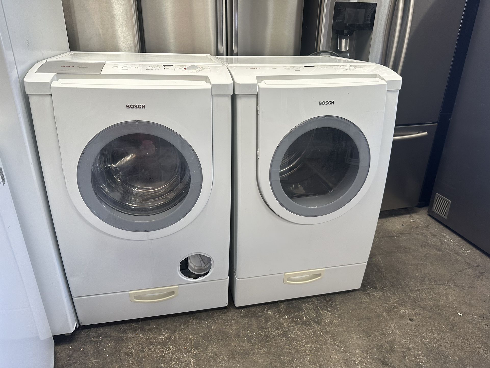 Bosch frontload set on mini pedestals electric dryer can deliver