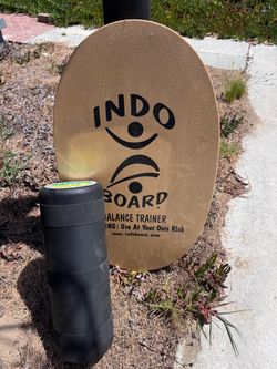 Original Indo Board Balance Trainer with the roller