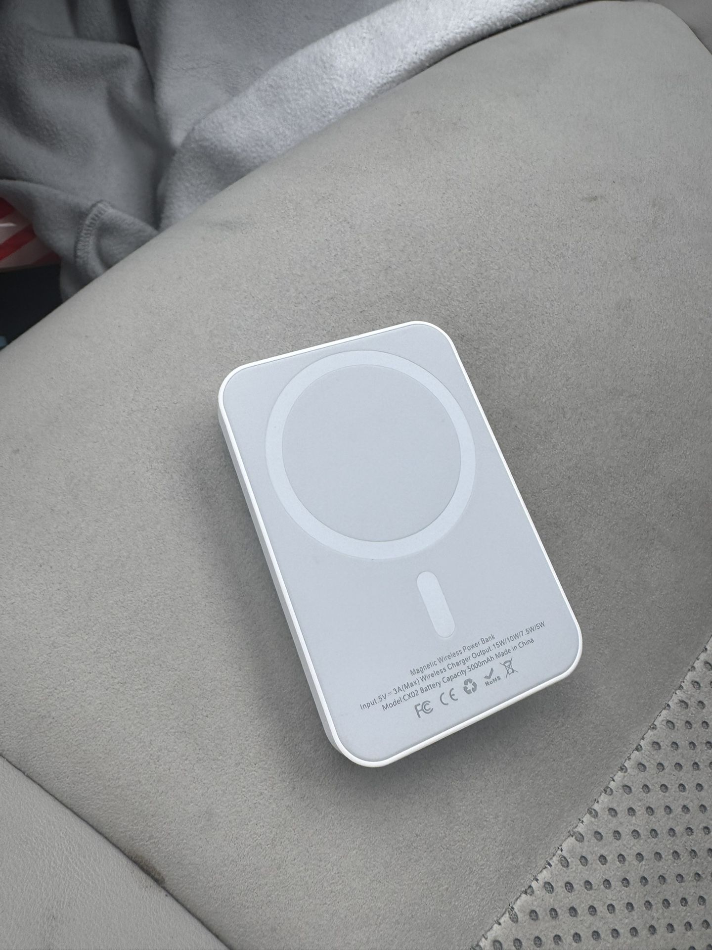 Apple MagSafe Portable Charger 