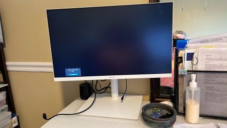Samsung 24” Monitor - Adjustable