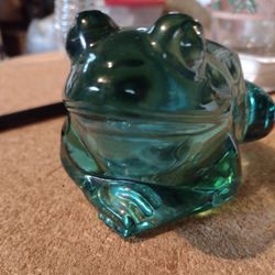 Glass Frog Paperweight 