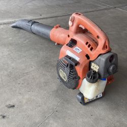 Husqvarna 125b Leaf Blower