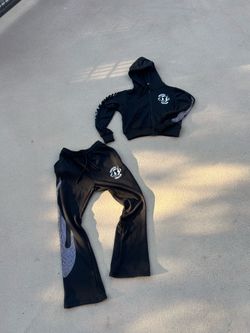 Woman universal ambition clothing set