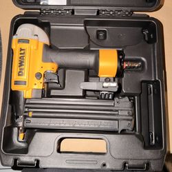DEWALT DWFP12233R Precision Point 2-1/8" 18 GA Brad Nailer Certified Refurbished (all come in dewalt case)