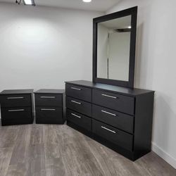 Dresser Whit Mirror And 2 Nightstands - Cómoda Con Espejo Y 2 Mesitas De Noche 