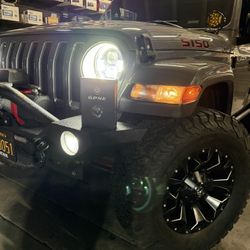 Car Led Headlights Kit Model H11 9006 9005 H1 H4 H7 H13 9007  $30 COMPLETE KIT  2 BULBS for: Headlights, Low beam, High beam, DRL or Foglights *And fr