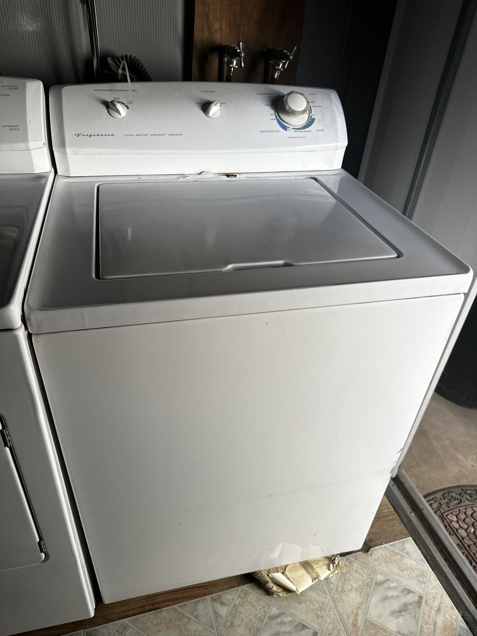 Frididaire Washer/ Dryer 