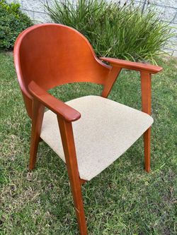 Mid Century Style Chair