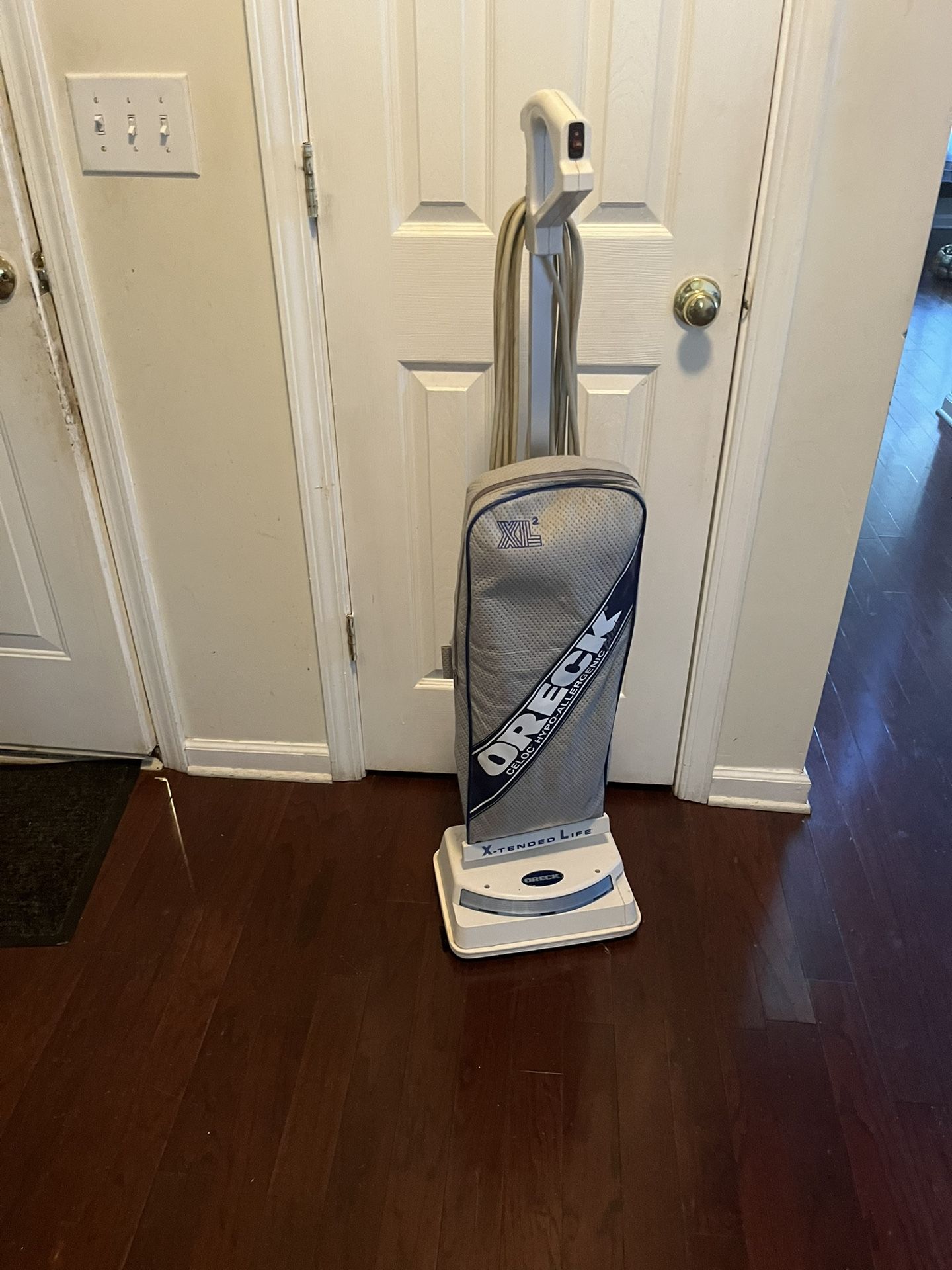 ORECK XL2 X-tended Life Vacuum Cleaner 