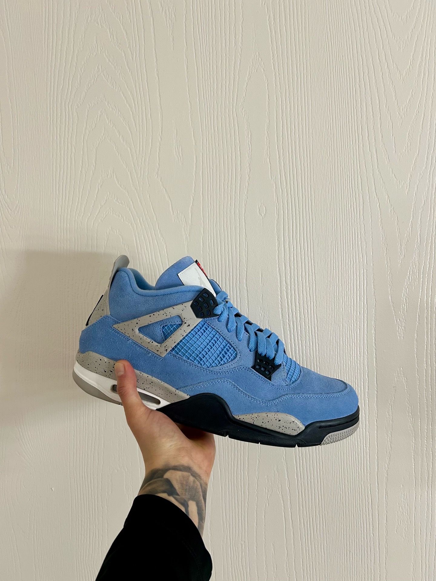 Jordan 4 University Blue (Size 12)