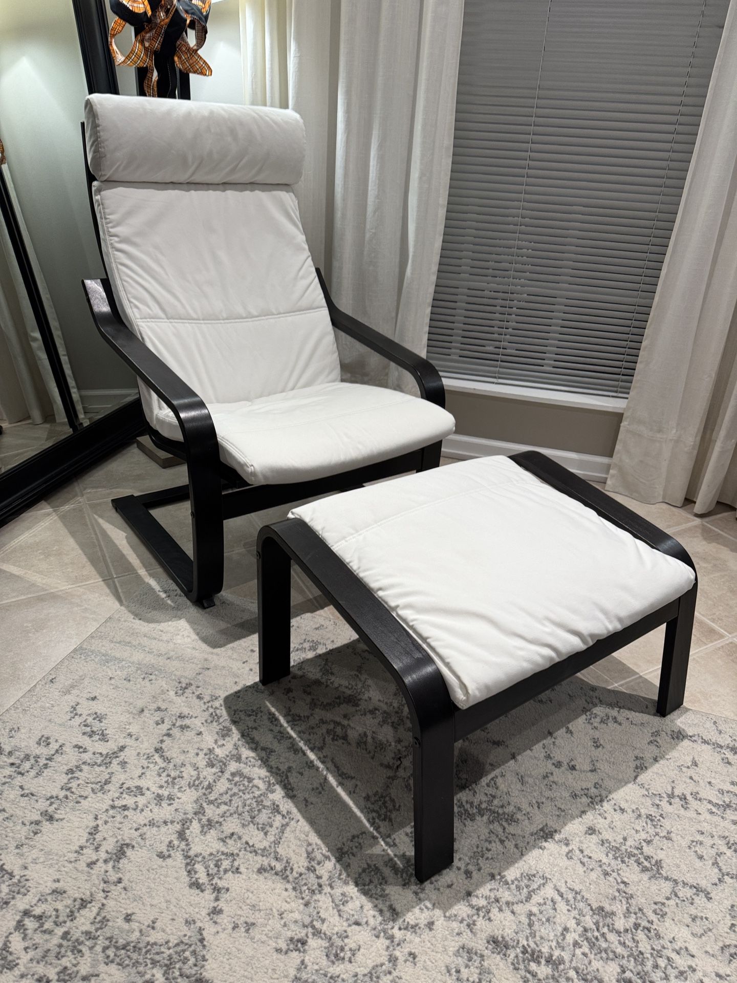 IKEA POÄNG Armchair Black & White with ottman. Like New