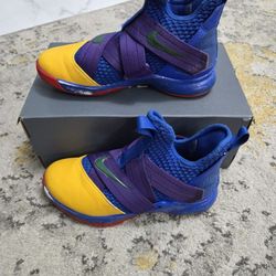 Lebron Soldier 12 "Superman"