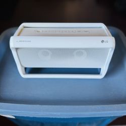 Lg XBOOM GO speakers