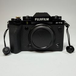 Fujifilm X-T5 40.2MP X-Mount Mirrorless Camera 16173 Shutter Count