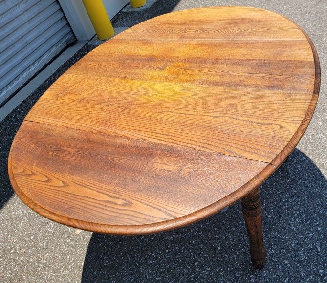 (FREE DELIVERY) Antique Vintage Dropleaf Table on Wheels