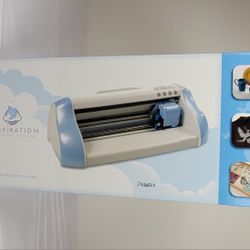 PAZZLES Inspiration Creative Cutter Computer-driven die-cutting machine 12" NEW