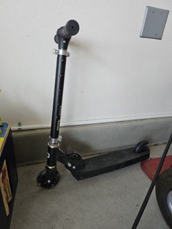 Jetson Jupiter Kids' Kick Scooter with LED Lights