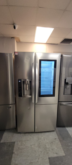 LG Side‑by‑Side Fridge w/ InstaView + Ice/Water – Stainless