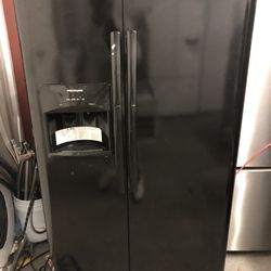 Black Frigidaire Side By Side 