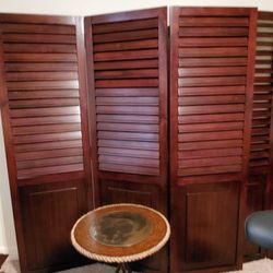 Beautiful Solid Wood Plantation Shutter Room Dividers Set Of 3 Sold Separately 