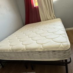 Full Mattress And Bedframe 
