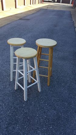 Bar stool