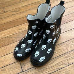 Puppy Print Rain Boots 