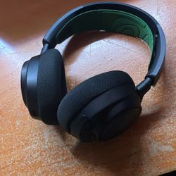 $100 STEELSERIES ARCTIS NOVA 7X WIRELESS BLUETOOTH GAMING HEADSET PERFECT CONDITION