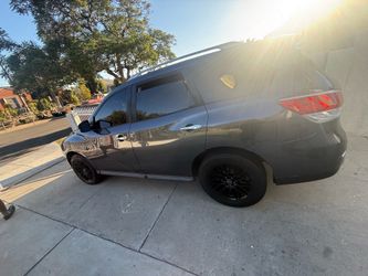 Nissan pathfinder 2013