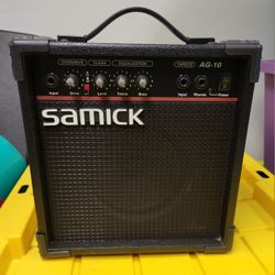 samick ag 10 guitar amplifier for Sale in Mesa AZ OfferUp