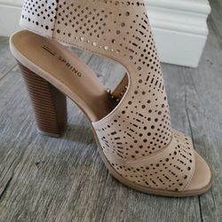 Size 8 High Heels