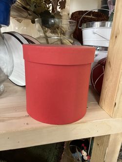 Round Gift Box