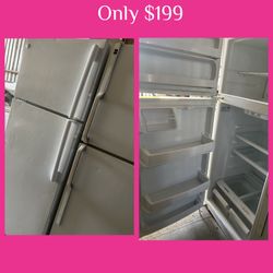 White GE Refrigerator Nice And Clean