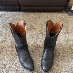 Black Cody James cowboy boots