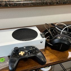 Xbox Series S $220 OBO