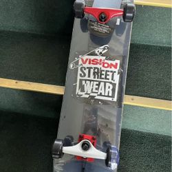 New Vision Street Wear Skateboard Size 31”