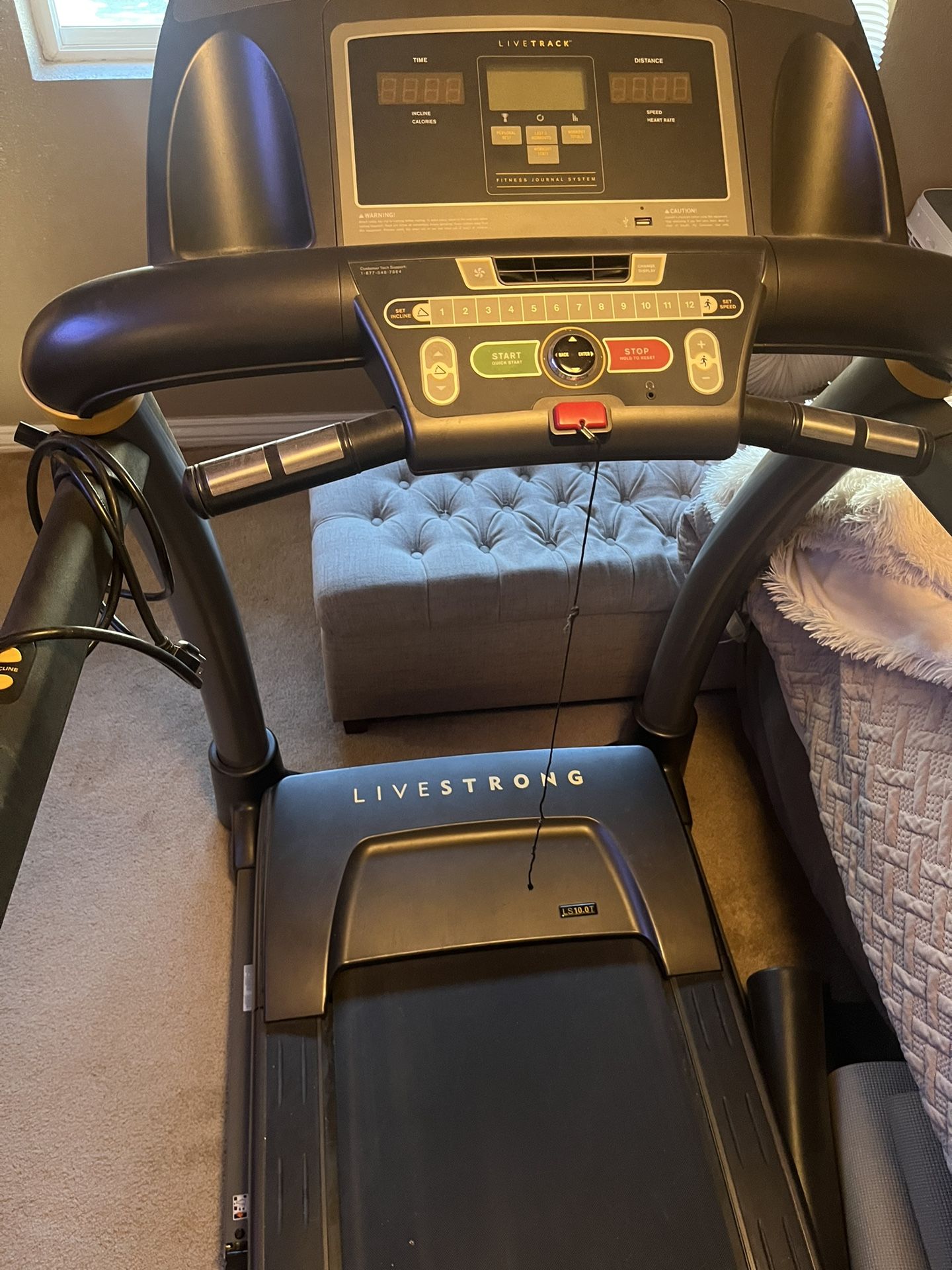 treadmill livestrong ls-10