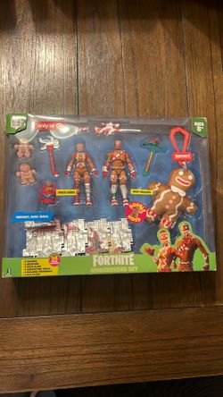 GINGERBREAD FORTNITE ACTION FIGURE SET